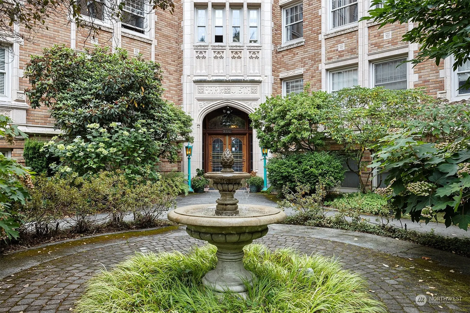 5810 Cowen Place NE #410 photo 1