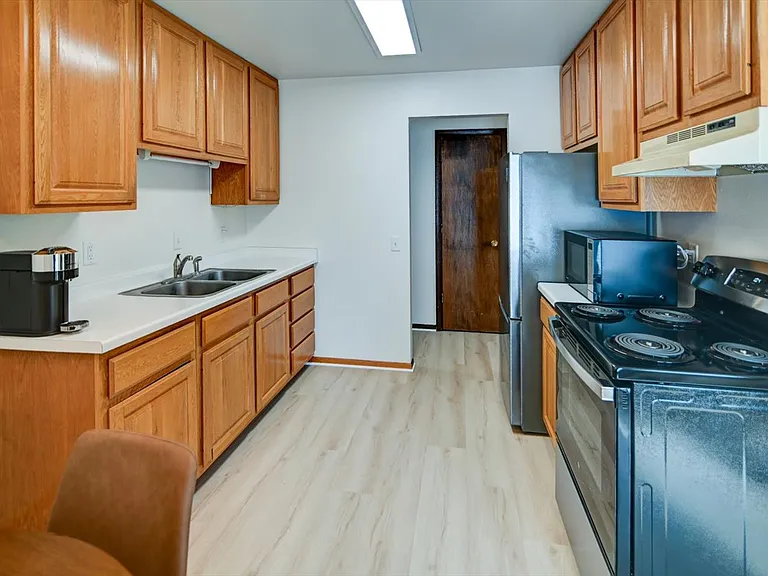 7203 Fortune Dr #1 — Photo 9