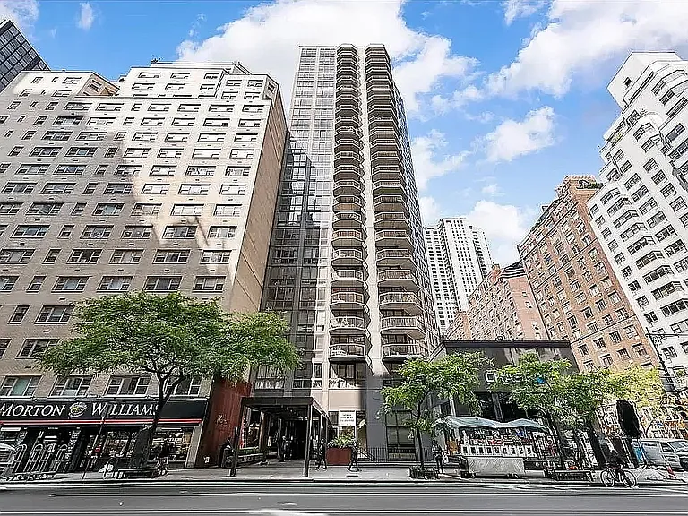 360 E 57th St #7A — Photo 15
