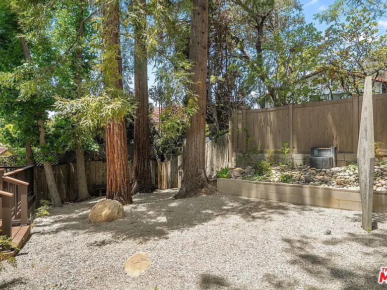 10311 Clusterberry Ct — Photo 43
