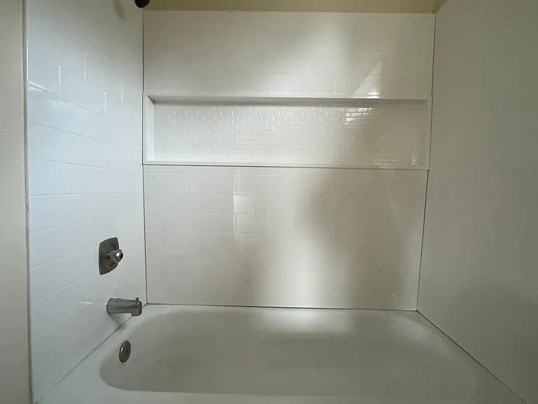 4103 Center St #D — Photo 1