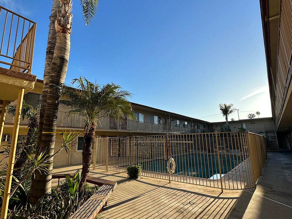 The Montego Apartments 5519 Laurel Canyon Blvd Valley Village CA Zillow