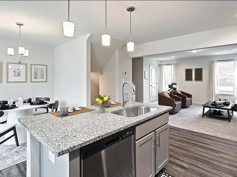 5 Hawley Ct #48 — Photo 11