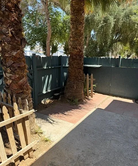 4264 White Sands Ave — Photo 4