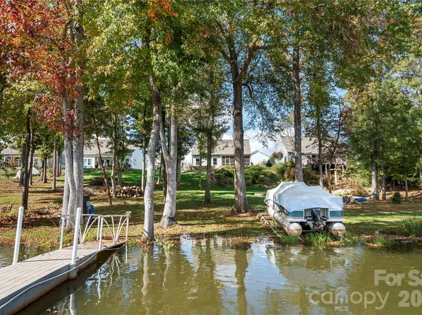 25566 Seagull Dr, Lancaster, SC 29720