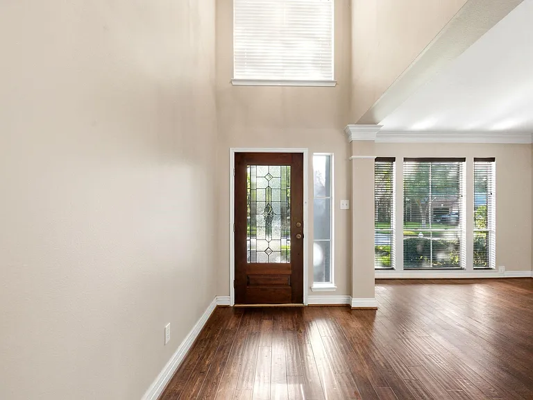 4307 Lakeshore Forest Dr — Photo 8