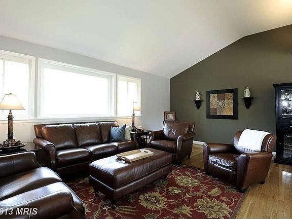 3rd image of 3704 Adrienne Dr