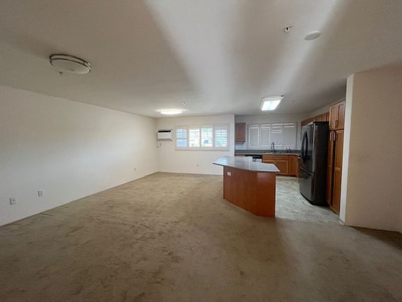 3rd image of 91-1221 Kamaaha Ave APT 605