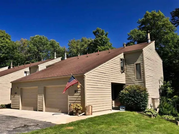 1185 Hideaway Valley Dr #31, Harbor Springs, MI 49740