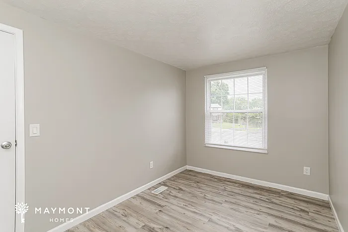 608 Jeffery Ct — Photo 14