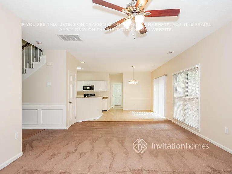 8728 Oakham St — Photo 3