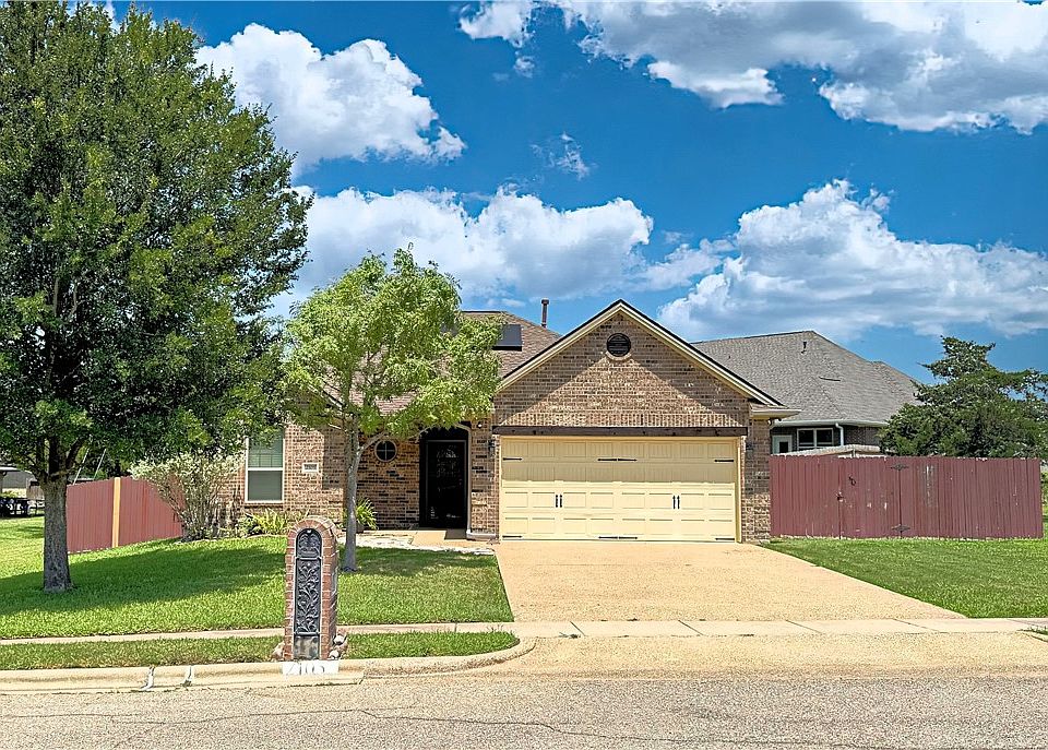1st image of 2105 Ella Ln