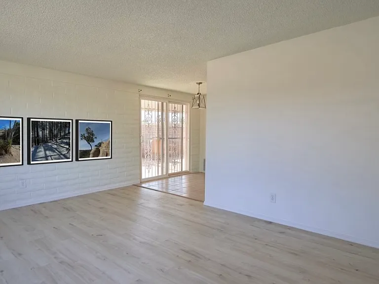 3410 S Mann Ave — Photo 2