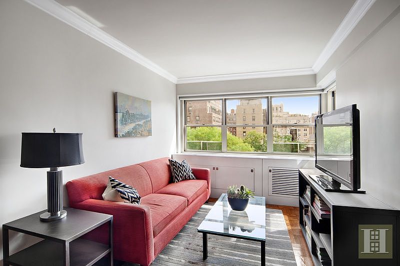 1st image of 35 Park Ave APT 8H