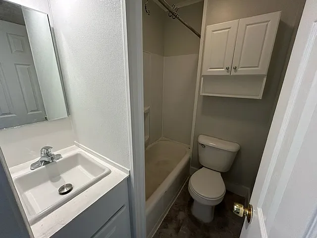 84 South St #301 — Photo 10