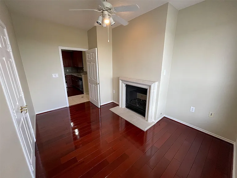 2400 McCue Rd #430 — Photo 16