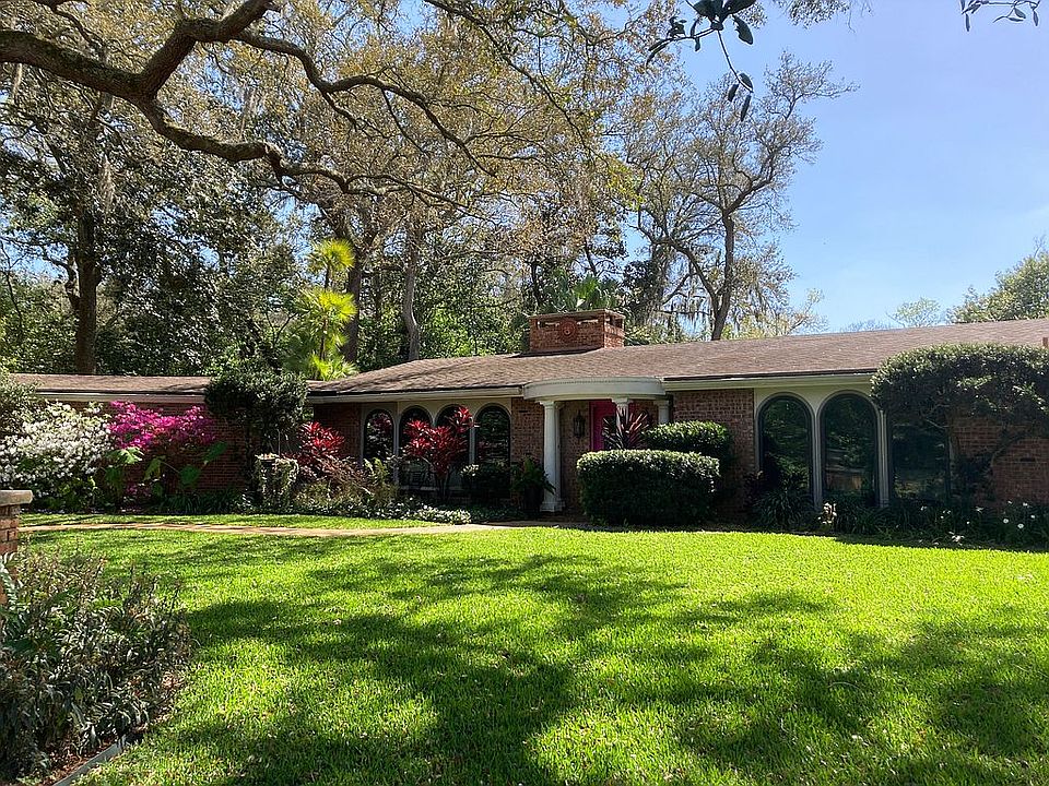 2nd image of 1101 Hagler Dr W