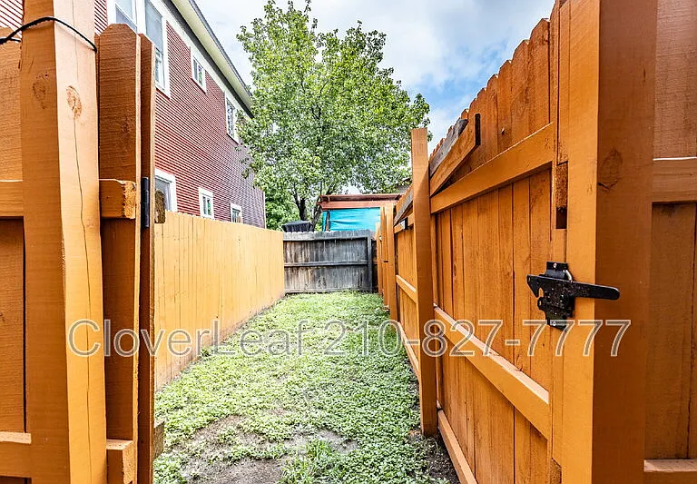 723 E Euclid Ave — Photo 16