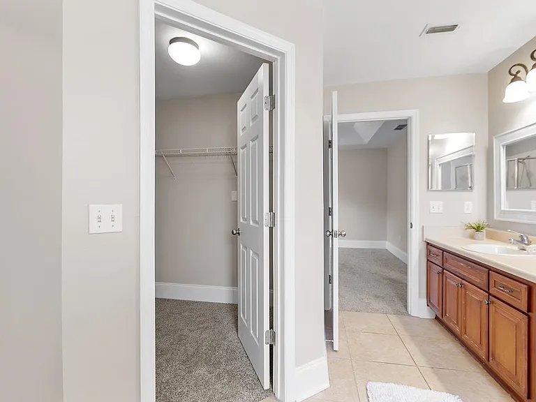 2602 Fenwood Ct — Photo 27