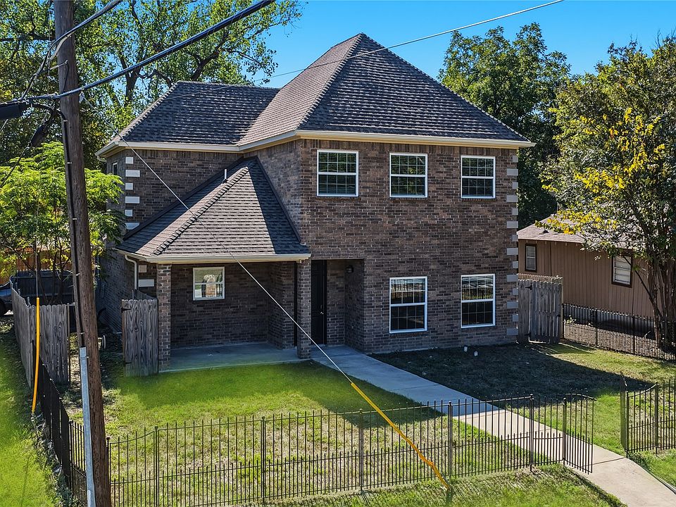 1st image of 301 Mineral Wells St
