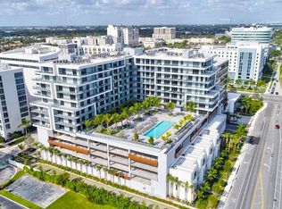 2960 NE 207th St, Aventura, FL 33180