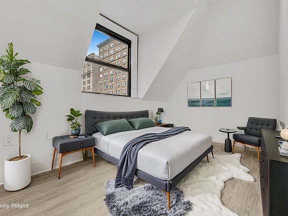 2nd image of 620 W End Ave APT 5C
