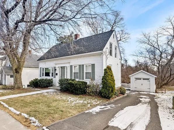 348 Main St, Milford, MA 01757