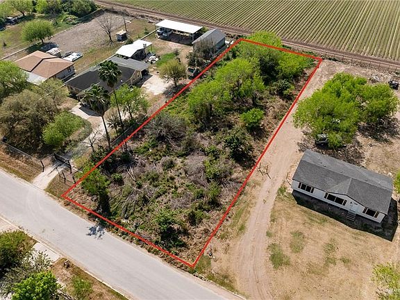 2nd image of 1203 San Vicente Sur
