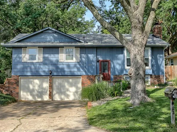 8416 N Tracy Ave, Kansas City, MO 64155
