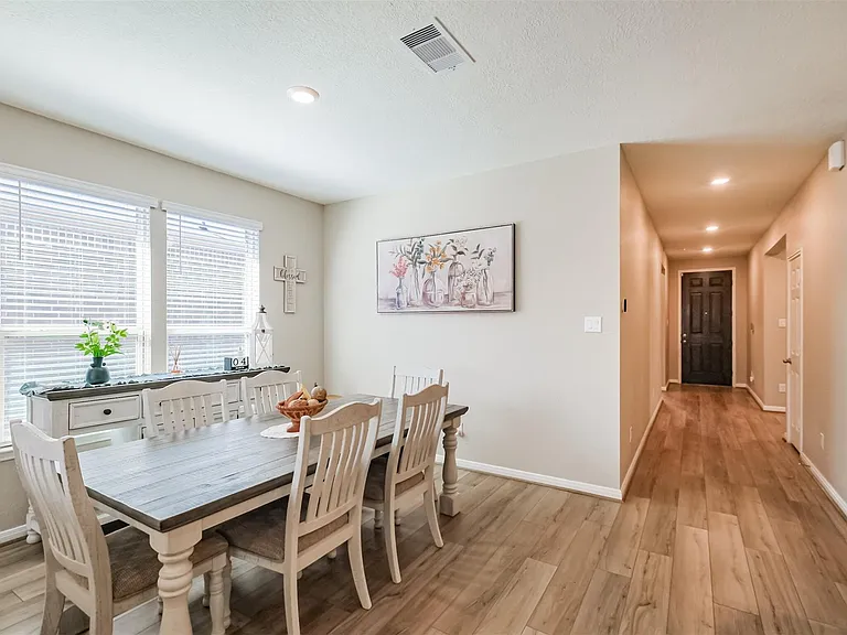 7219 Escondido Dr — Photo 6