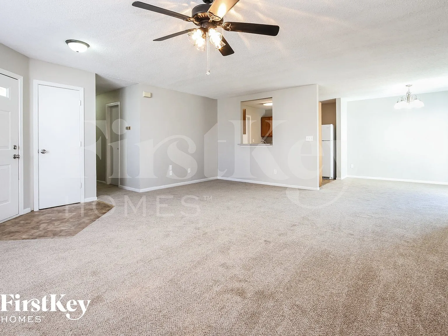 3 bed, 2.0 bath, 1194 sqft, $1,755 — Photo 4
