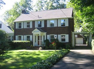 220 Hartsdale Ave, White Plains, NY 10606