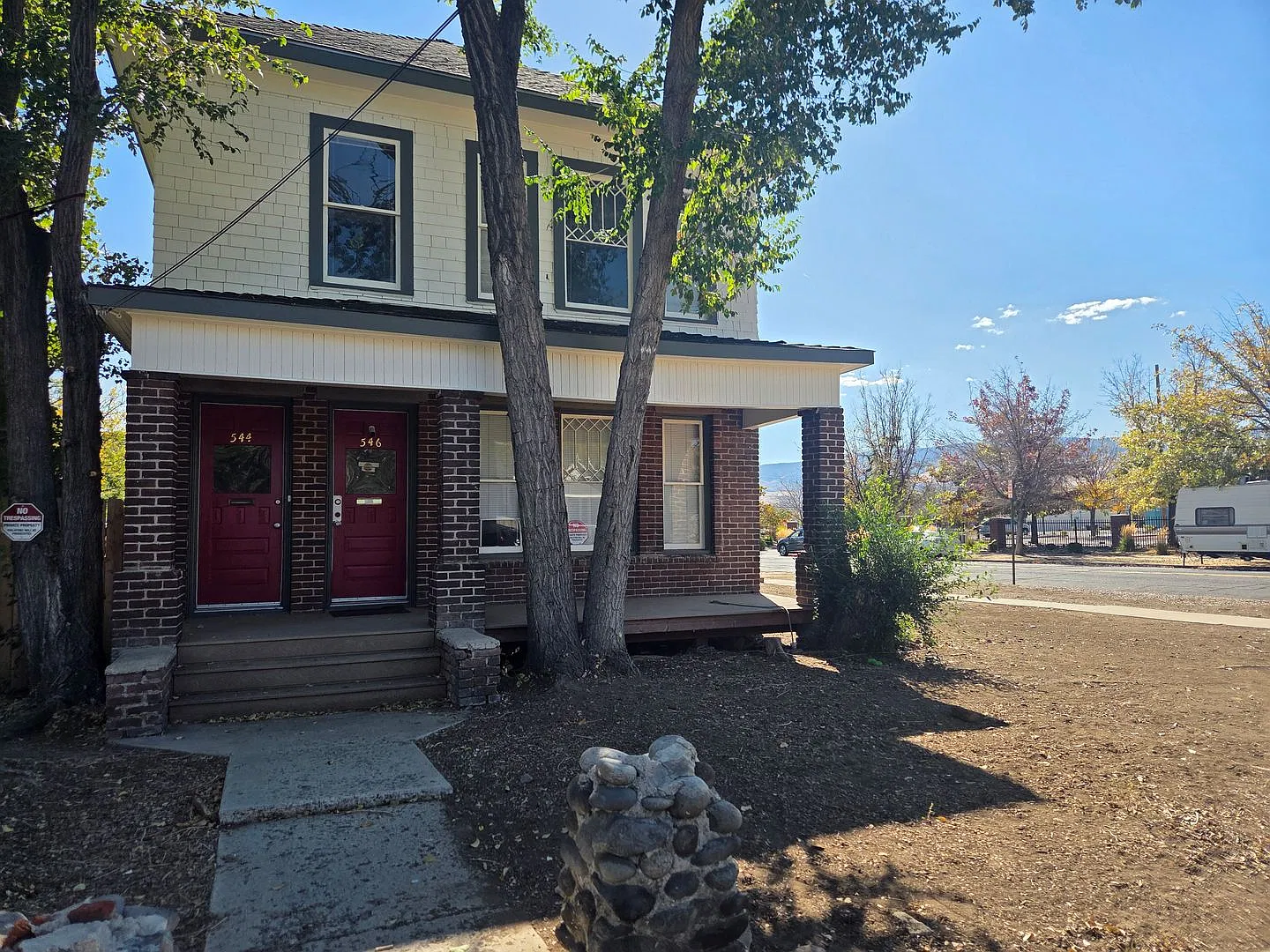 Conveniently Located 2-Bedroom Apartment Near Downtown & UNR — Photo 1