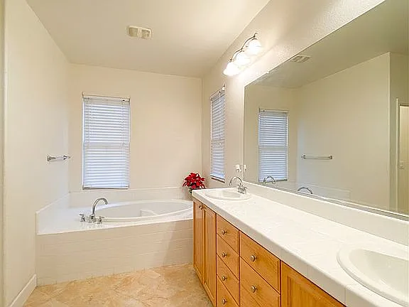 2057 De Anza Ln — Photo 8