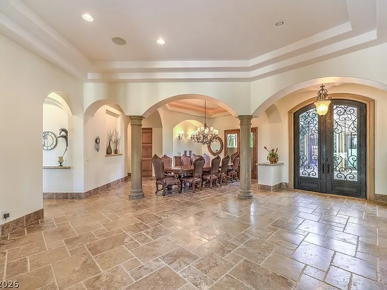 2780 El Camino Rd — Photo 25