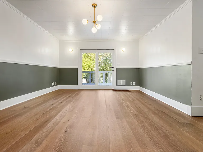 3317 Hill St — Photo 12