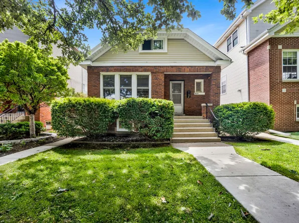2419 W Berenice Ave, Chicago, IL 60618