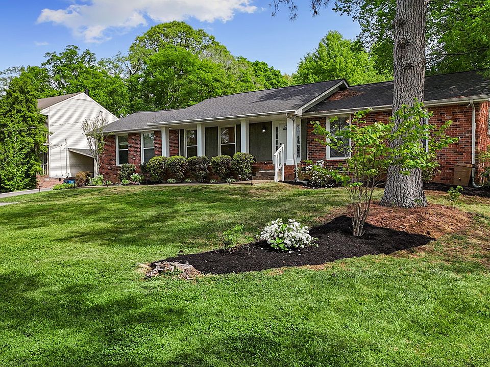 1st image of 504 Colice Jeanne Rd