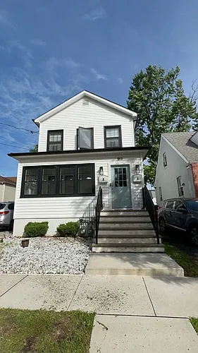 913 Union St Photo 1