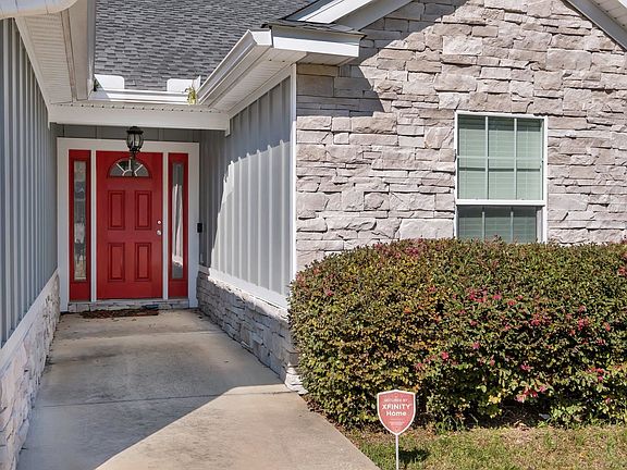 5th image of 1466 Auburn Ct