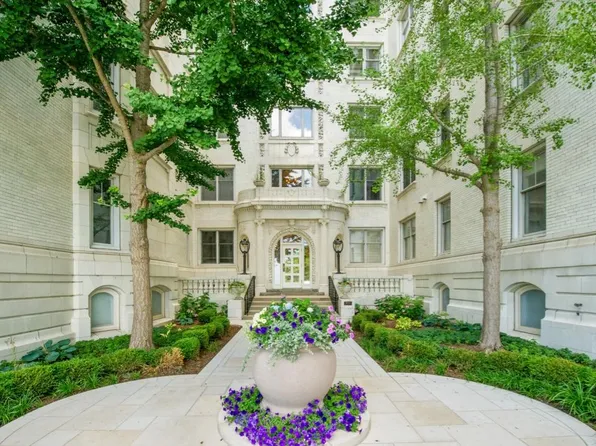 777 N Prospect Ave, Milwaukee, WI 53202