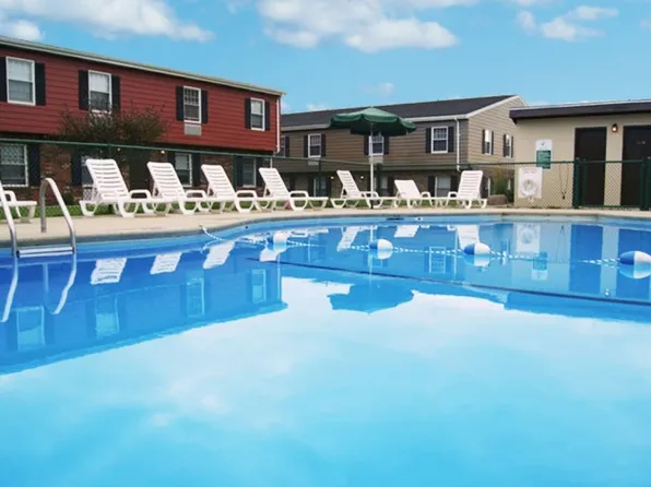 Westgate Apartments, 1600 W Bradley Ave #U-u357, Champaign, IL 61821