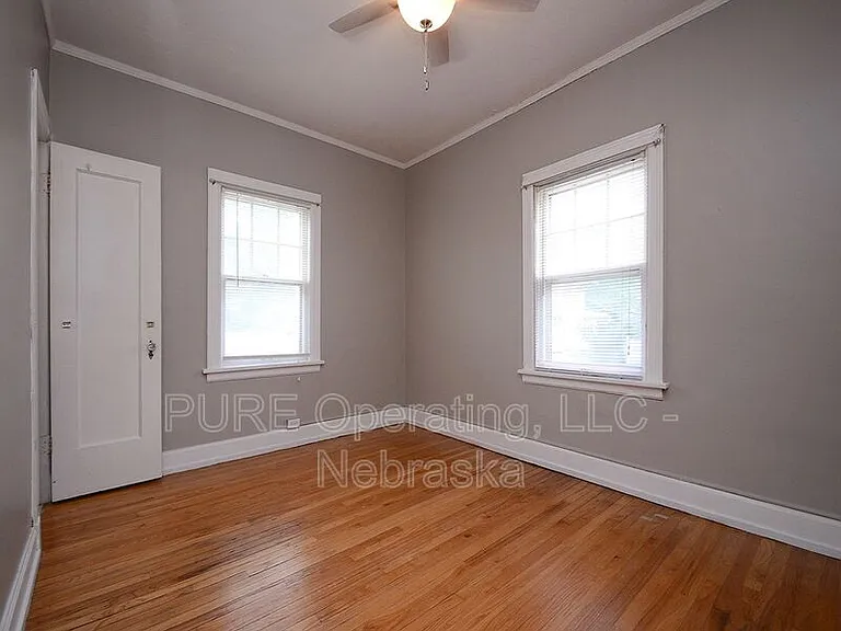406 N 49th St #5 — Photo 14