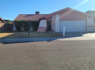 1953 W London Dr, Yuma, AZ 85364