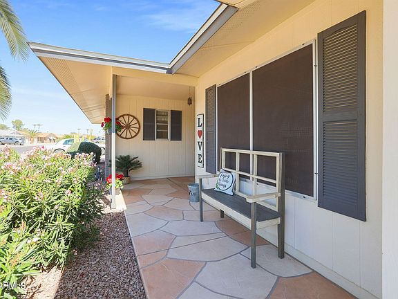 3rd image of 19437 N Willowcreek Cir