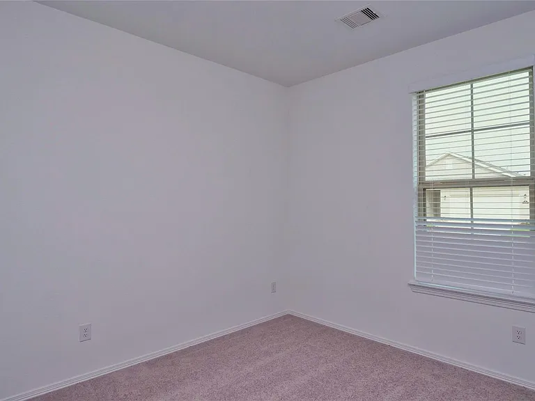 5735 Aurora Greens Ln — Photo 10