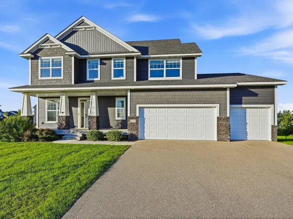 8212 198th St W, Lakeville, MN 55044