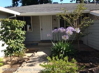 2430 Loma Vista Dr, Sacramento, CA 95825