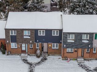 1314 Cedarcroft Cres, Ottawa, ON K1B 5C7