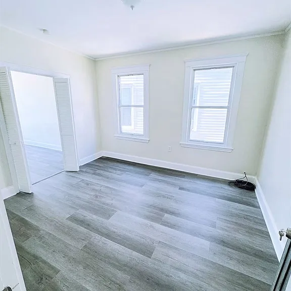 378 Chelsea St #2 — Photo 4